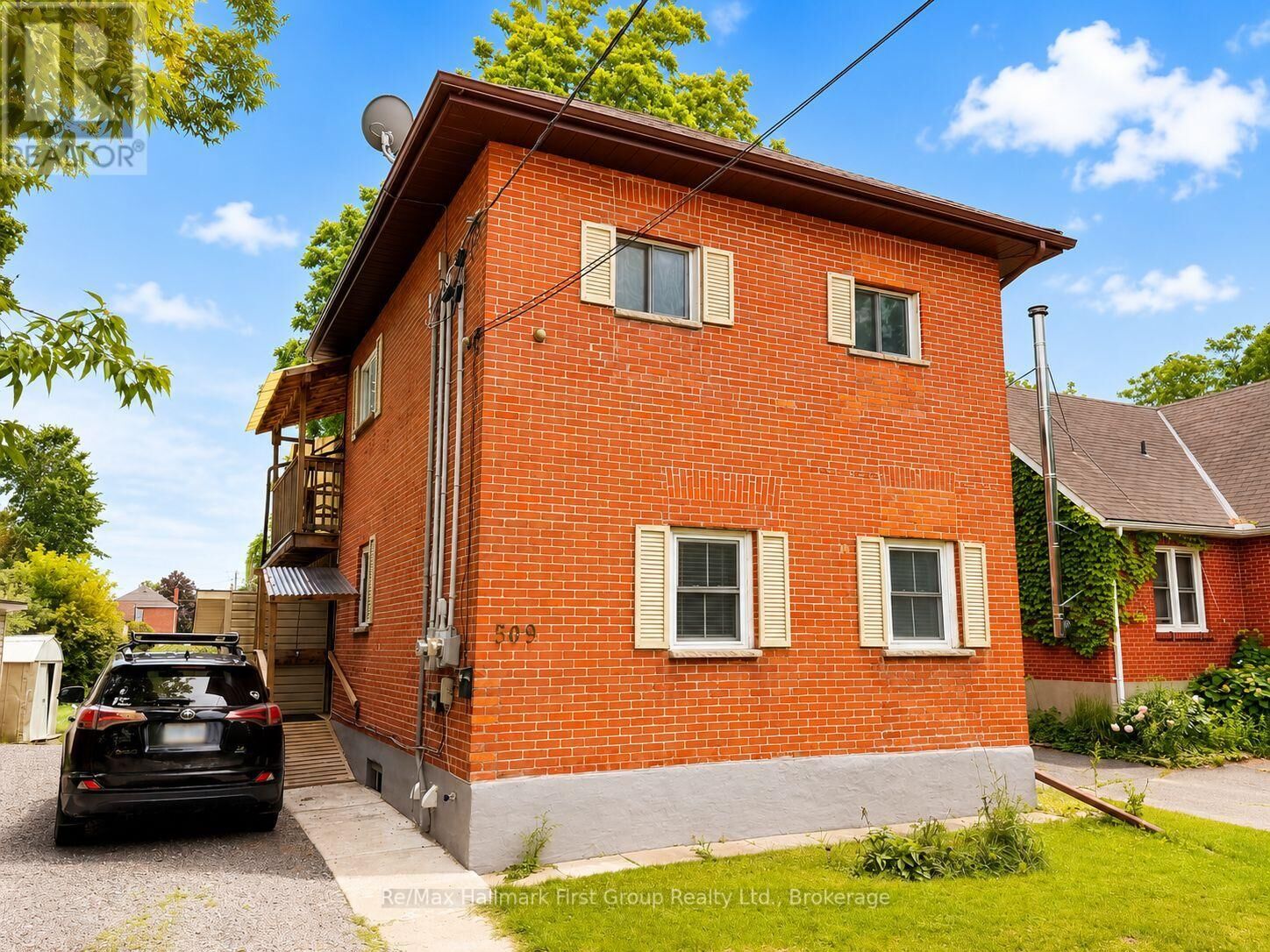 Property Photo: 509 Parnell Street Upper ON K9J 4J3