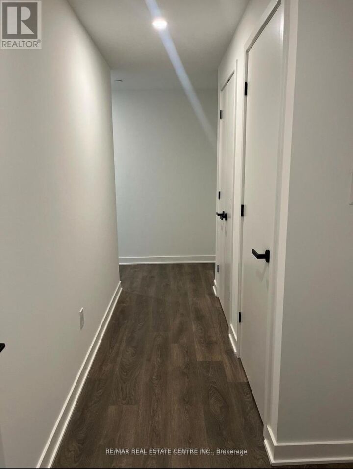 Property Photo:  55 Charles Street East 2704  ON M4Y 0J1 