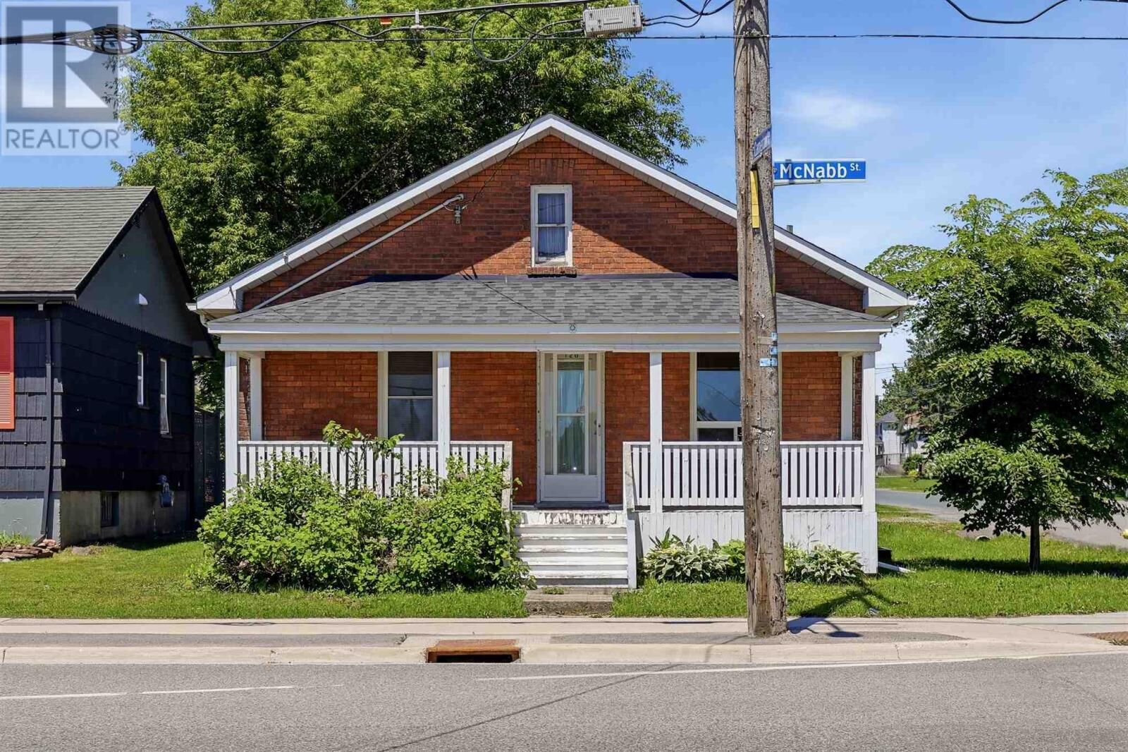 Property Photo:  120 McNabb St  ON P6B 1X9 