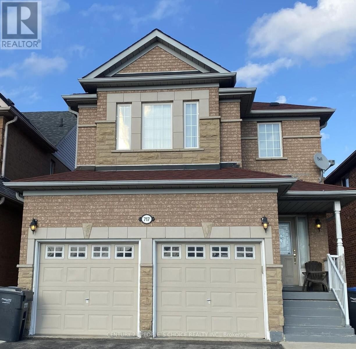 Property Photo:  717 Macbeth Heights  ON L5W 1E6 