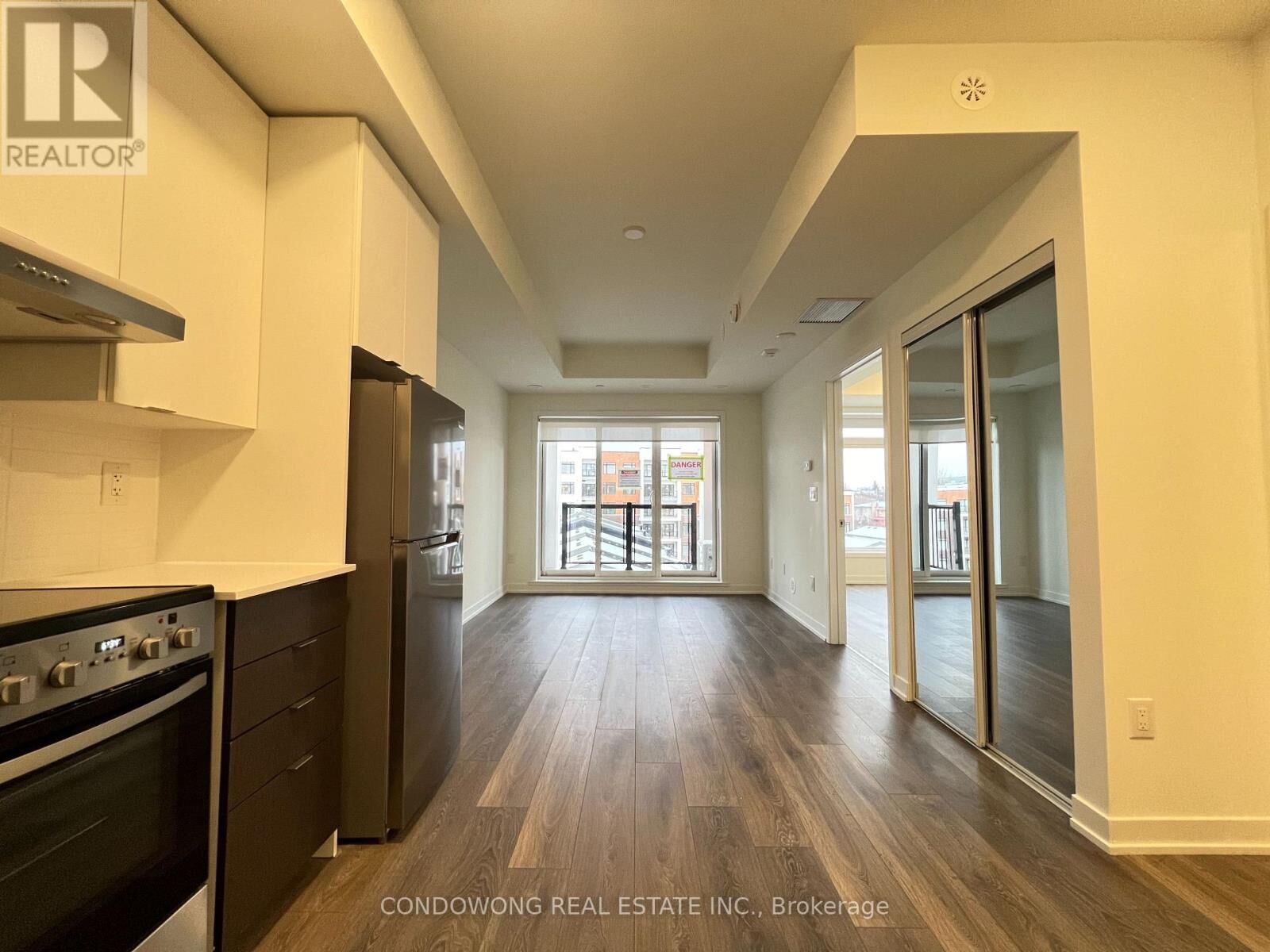 Property Photo: 165 Canon Jackson Drive 507 ON M6M 0C4
