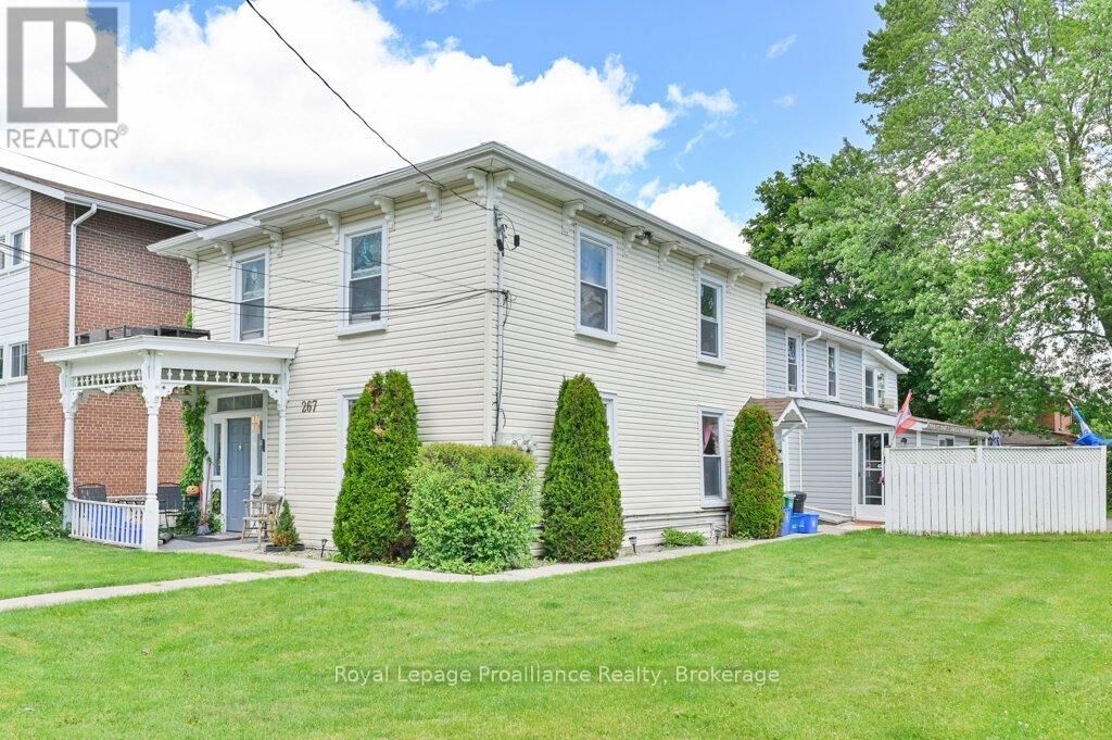 Property Photo:  267 Foster Avenue  ON K8N 3R6 