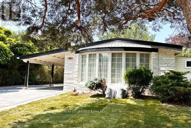 Property Photo:  48 Houston Crescent  ON M2J 3H8 