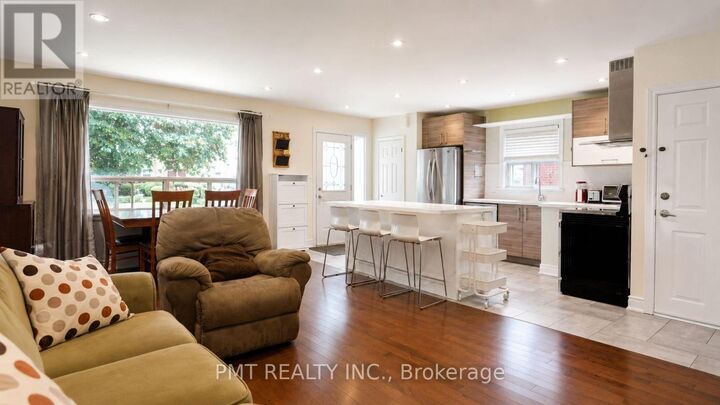 Property Photo:  59 Mitcham Drive  ON M8W 2K2 