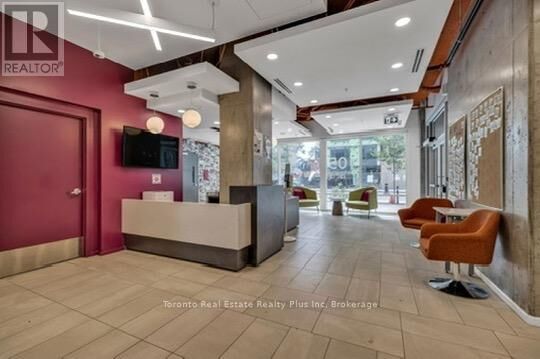 Property Photo: 105 Champagne Avenue South 1918 ON K1S 4P3