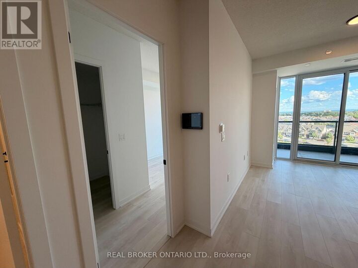 Property Photo:  4878 Powers Common D701  ON L7M 2B4 