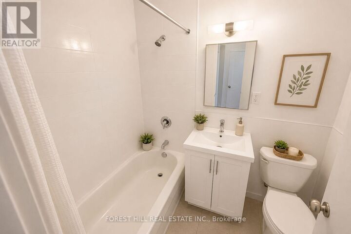 Property Photo:  106 Goodwood Park 720  ON M4C 5S9 