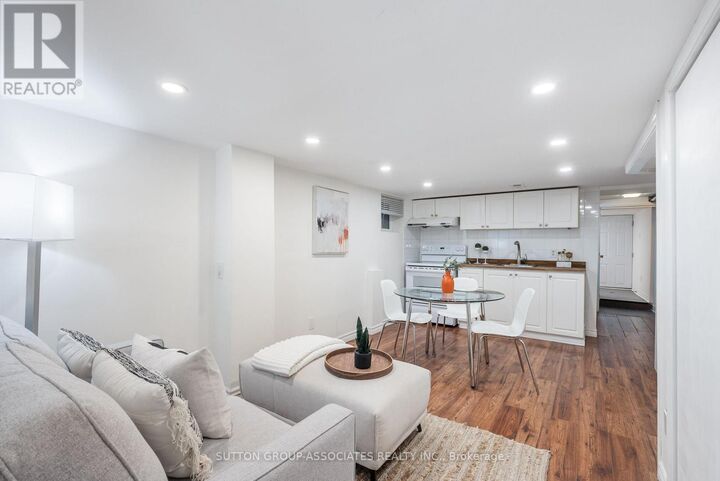 Property Photo:  10 Innes Avenue Bsmt  ON M6E 1M8 