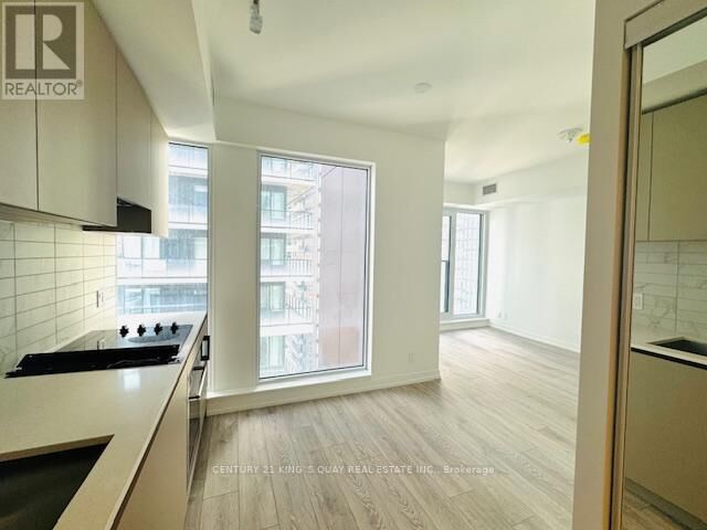 Property Photo:  55 Mercer Street 3206  ON M5V 0W4 