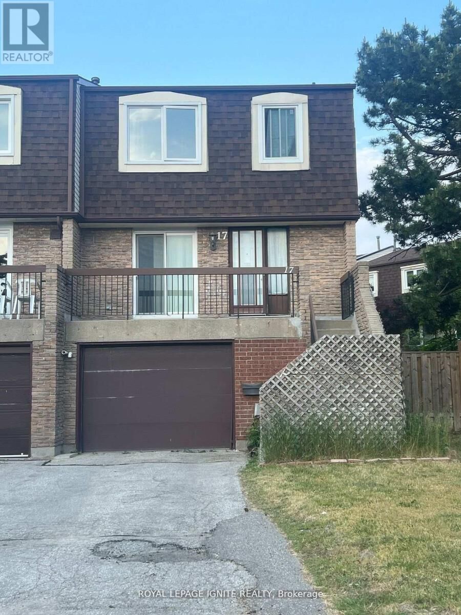 Property Photo:  17 Sandhurst Circle 8  ON M1S 4B2 