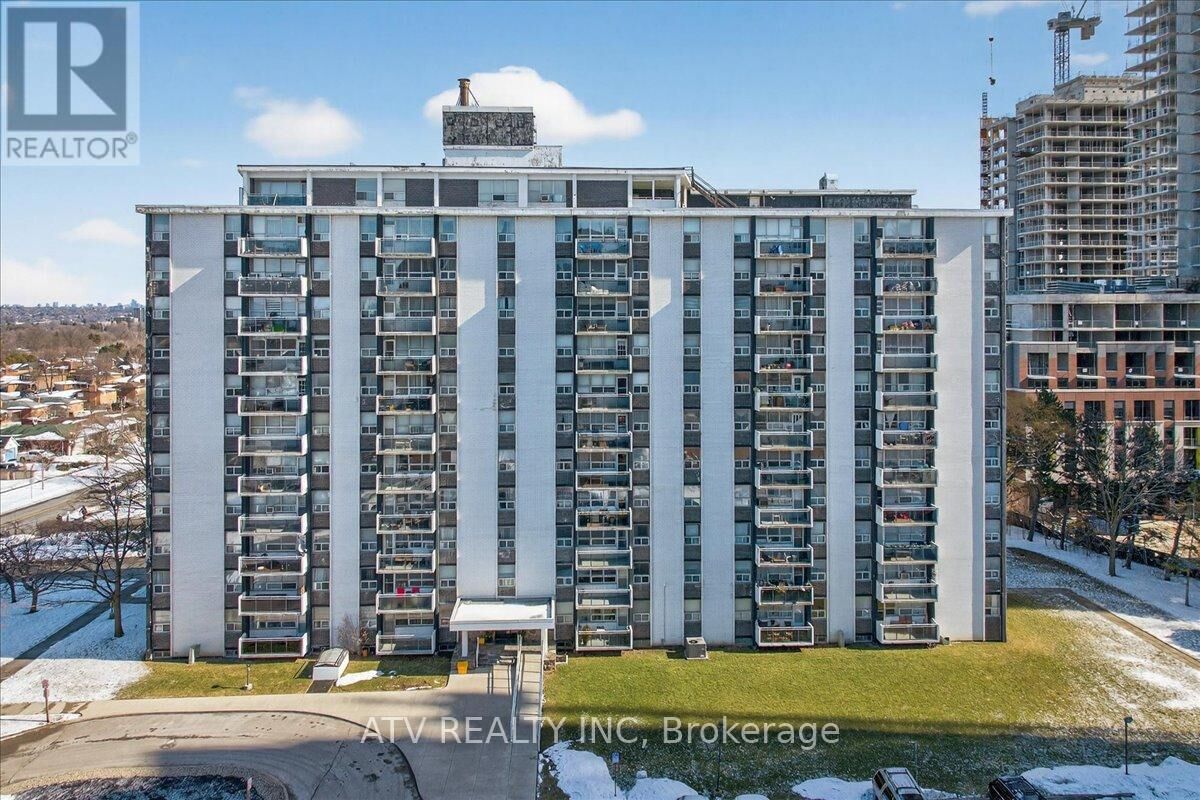 Property Photo: 151 La Rose Avenue 804 ON M9P 1B3
