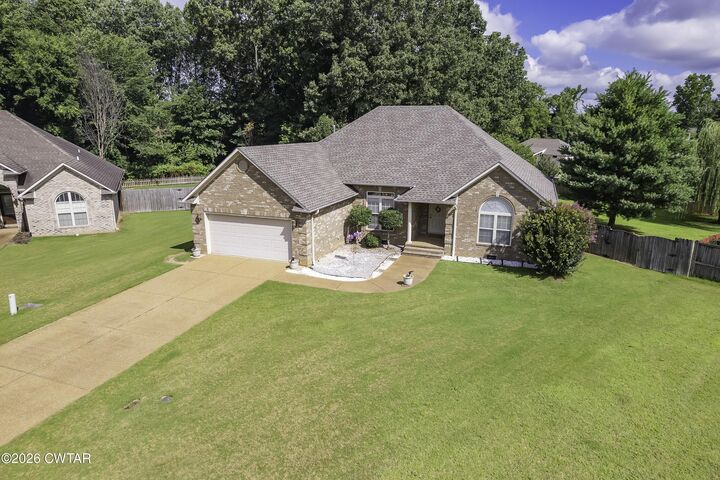 Property Photo: 87 Lennox Village Drive TN 38305