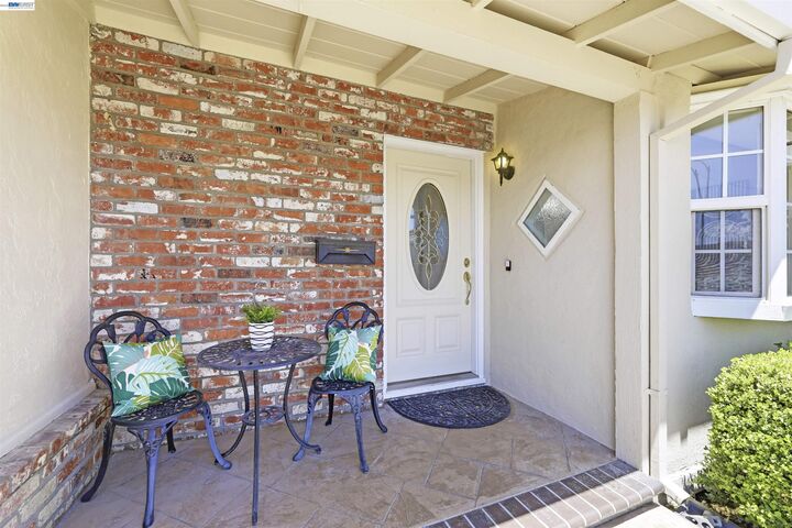Property Photo:  5157 Eggers Dr  CA 94536 