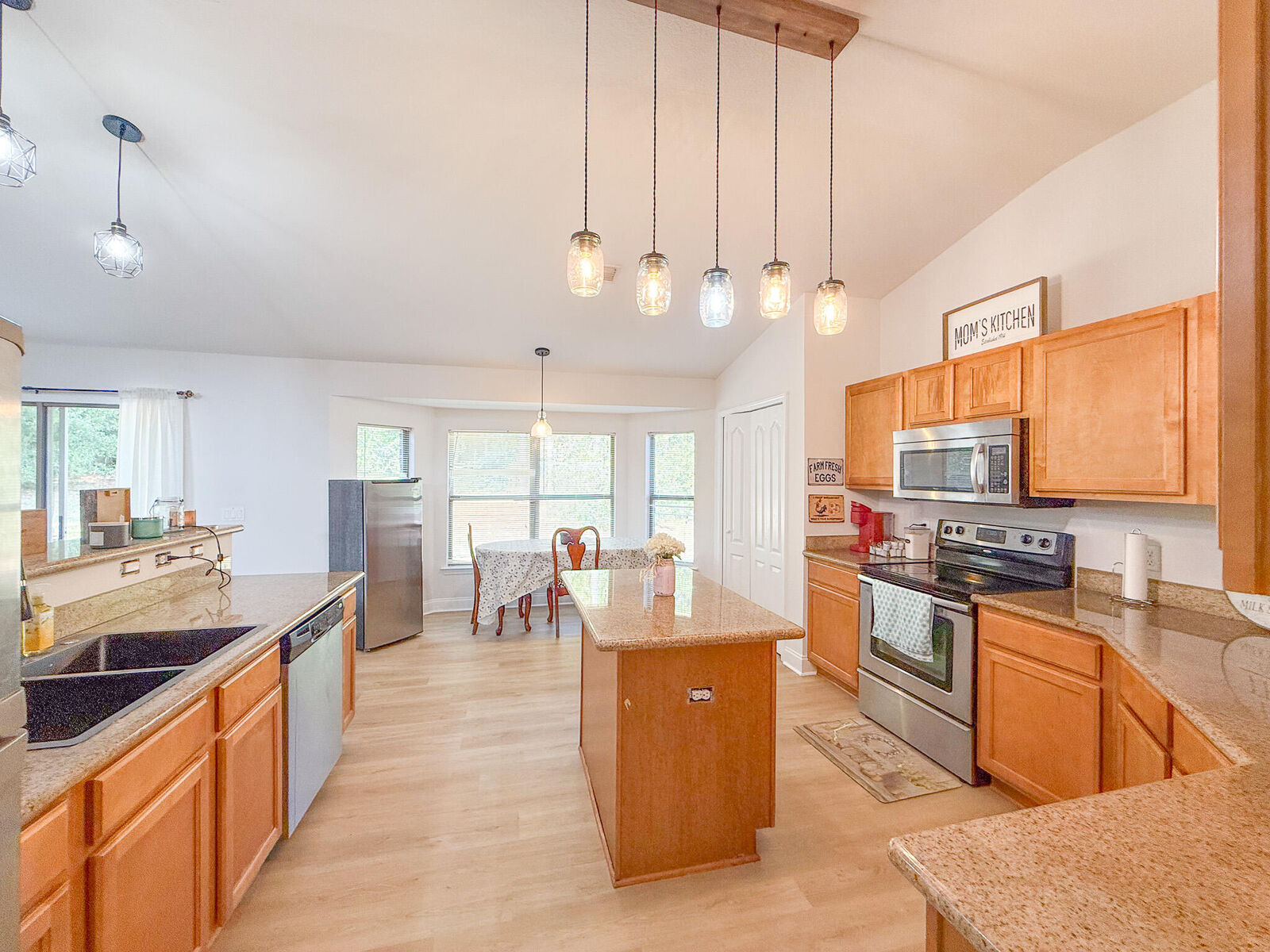 Property Photo:  6214 Flash Lane  FL 32536 