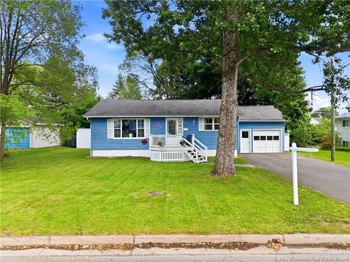 Property Photo:  114 Edgewood Drive  NB E3A 1T1 