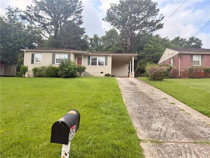 Property Photo: 3151 Bluebird Lane GA 30032