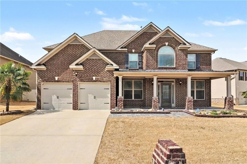 Property Photo: 1941 Weatherstaff Lane GA 30253