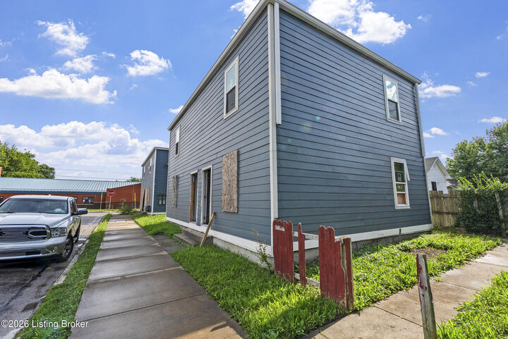 Property Photo: 330 N 29th St KY 40212