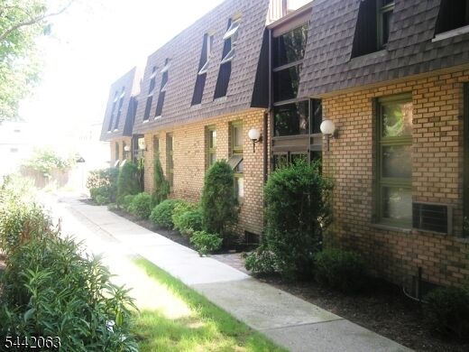 Property Photo:  295 Claremont Ave 6  NJ 07042 
