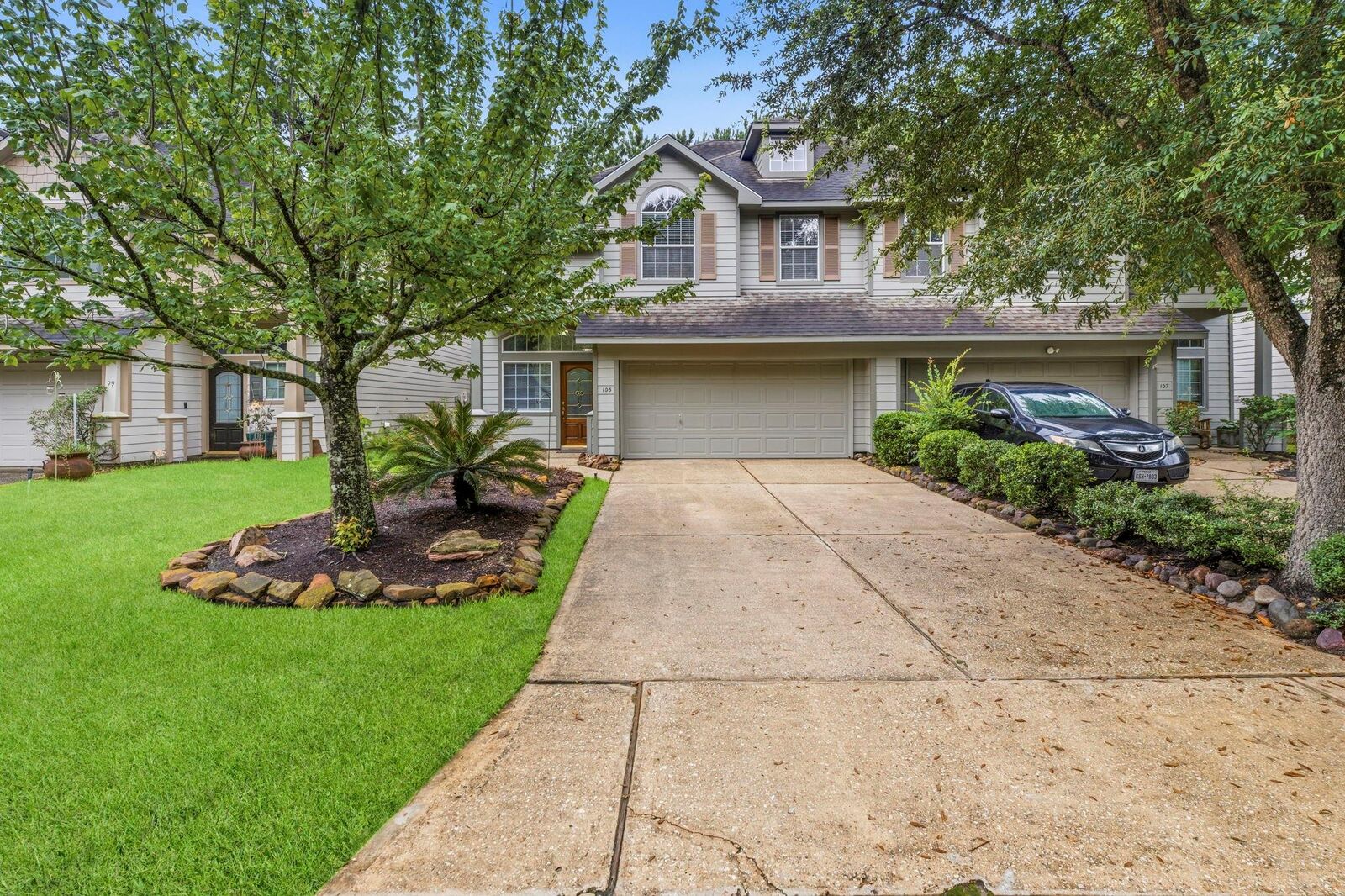 Property Photo: 103 Ledgestone Place TX 77382