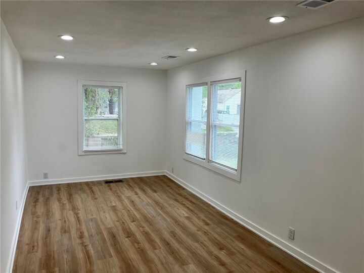 Property Photo:  3111 Waverly Avenue  KS 66102 