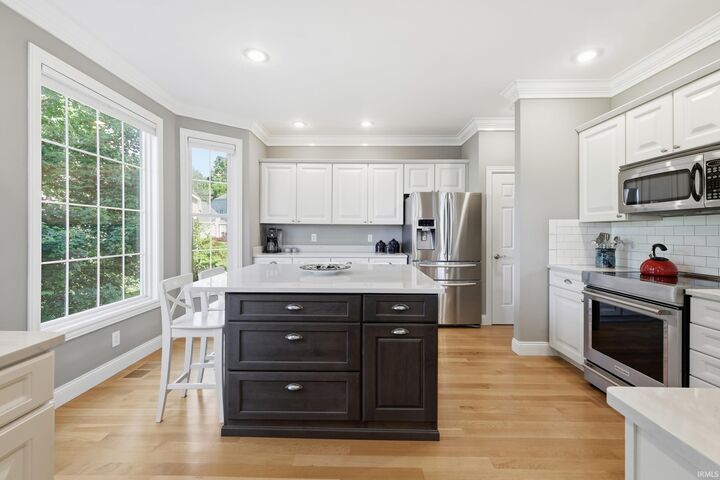 Property Photo:  3743 E Villa Glen Court  IN 47401-4697 