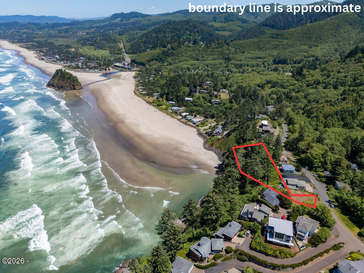 Property Photo: 3102 S Beach Road OR 97149