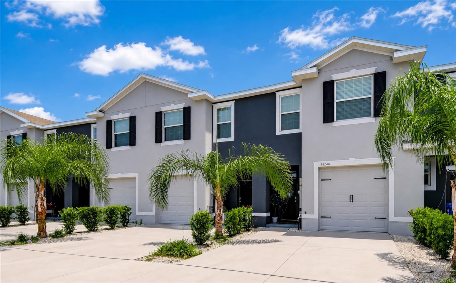 Property Photo:  34240 Redwood Dawn Lane  FL 33543 