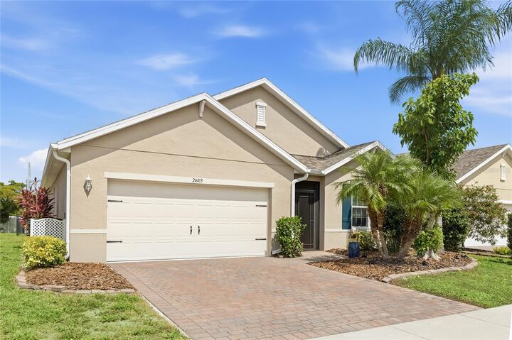 Property Photo:  24413 Bandoni Place  FL 34293 