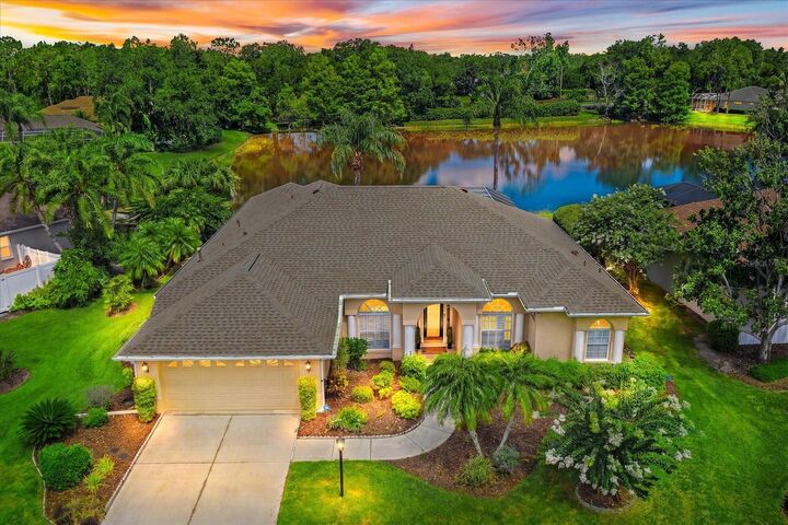 Property Photo: 11909 Summer Meadow Drive FL 34202