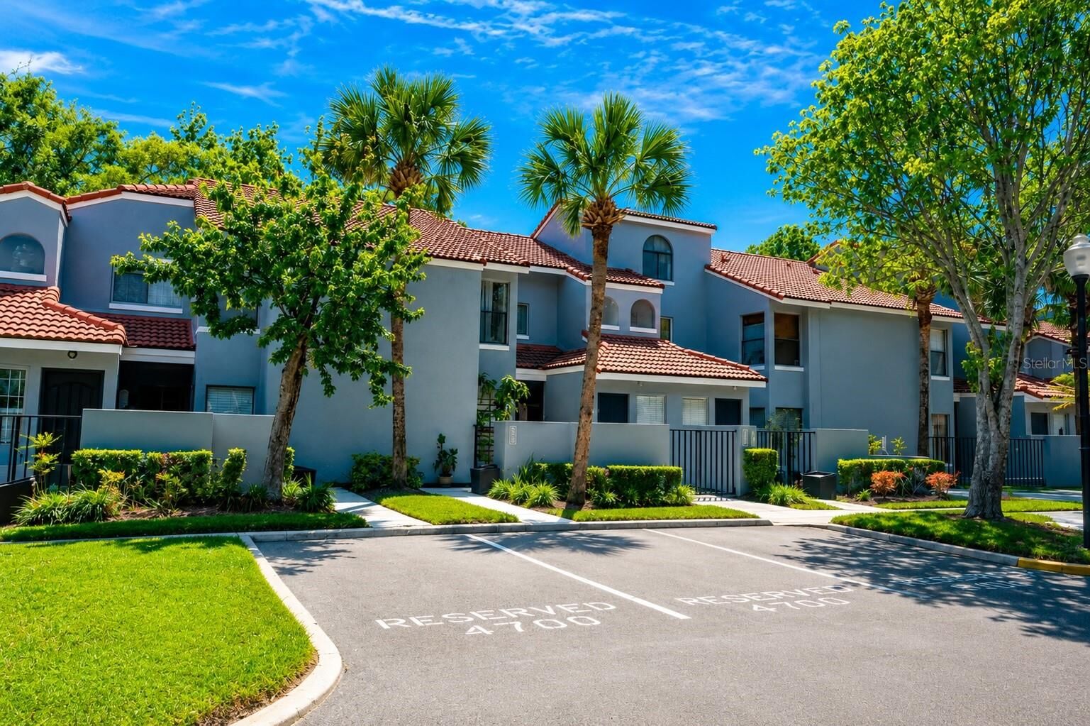 Property Photo:  4704 Chevy Place 180  FL 32811 