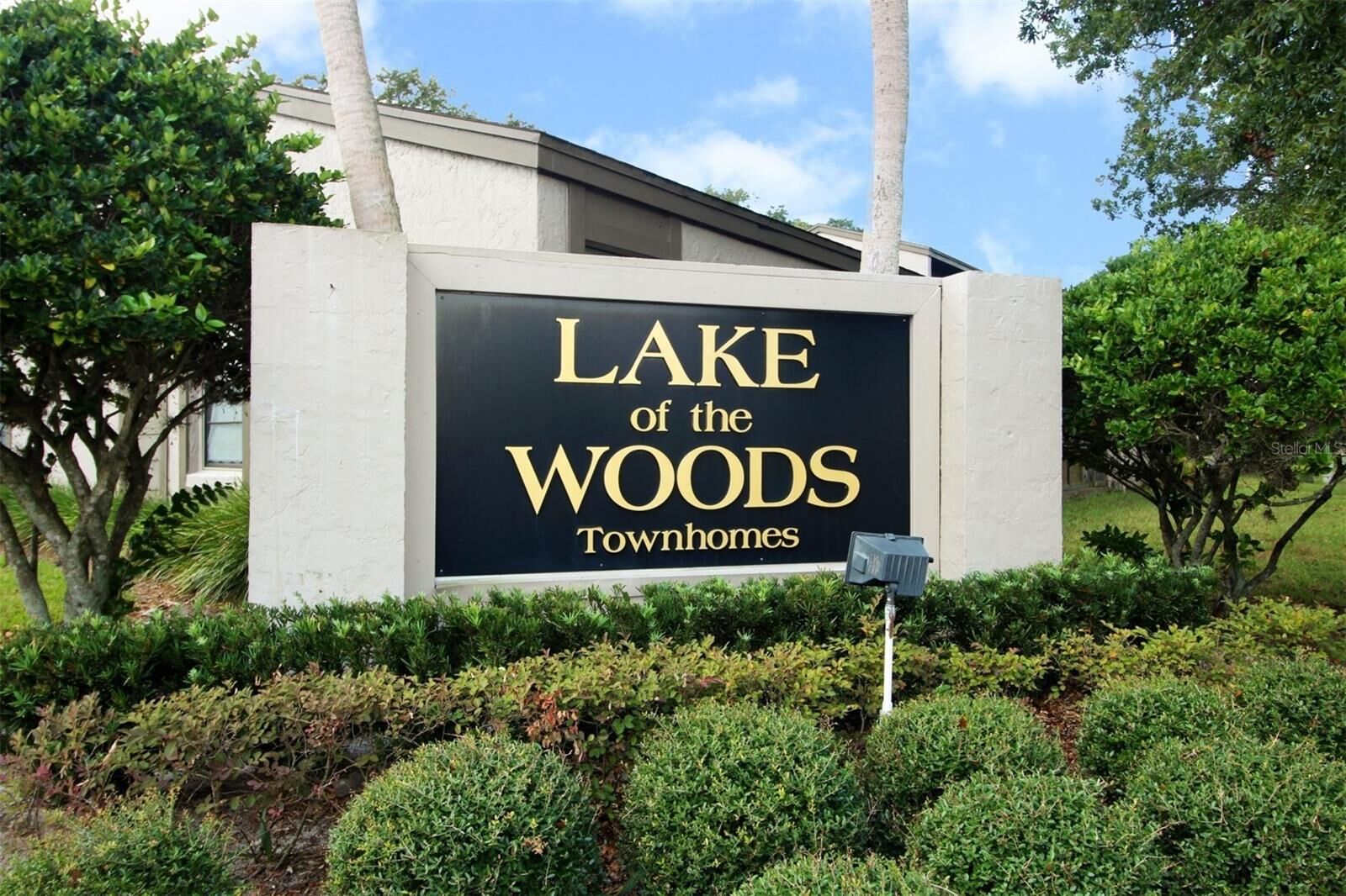 Property Photo:  455 Meadowood Boulevard 455  FL 32730 