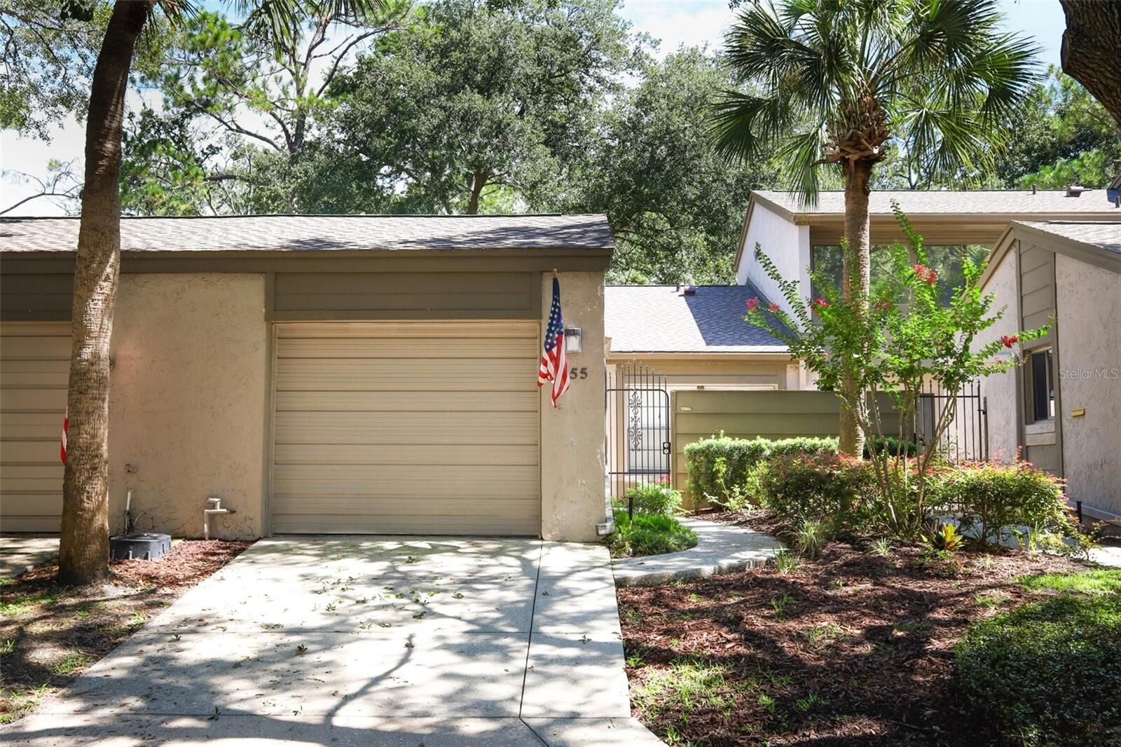 Property Photo:  455 Meadowood Boulevard 455  FL 32730 
