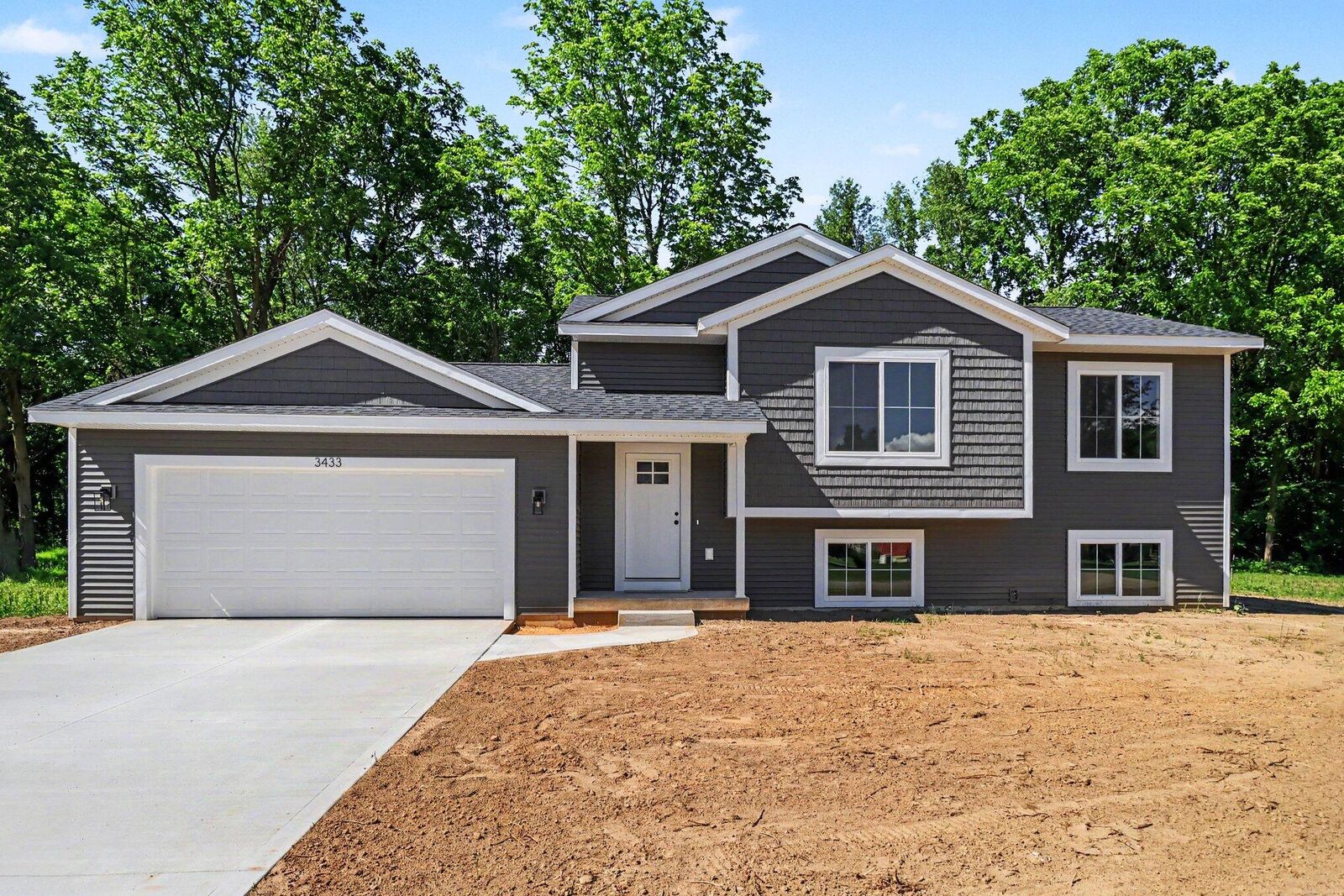 Property Photo:  3433 Gray Fox Lane  MI 49010 
