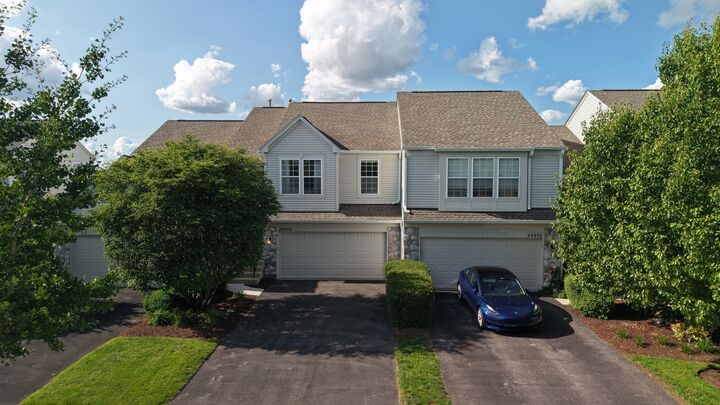 Property Photo:  24904 Gates Lane  IL 60585 