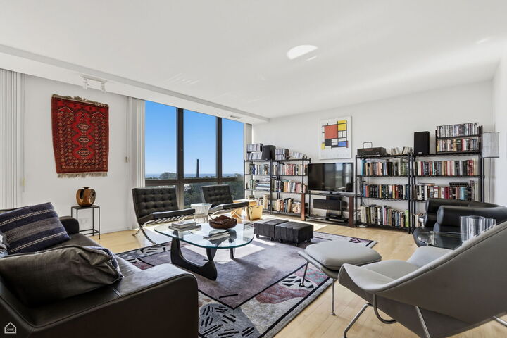 Property Photo:  2314 N Lincoln Park West 9N  IL 60614 