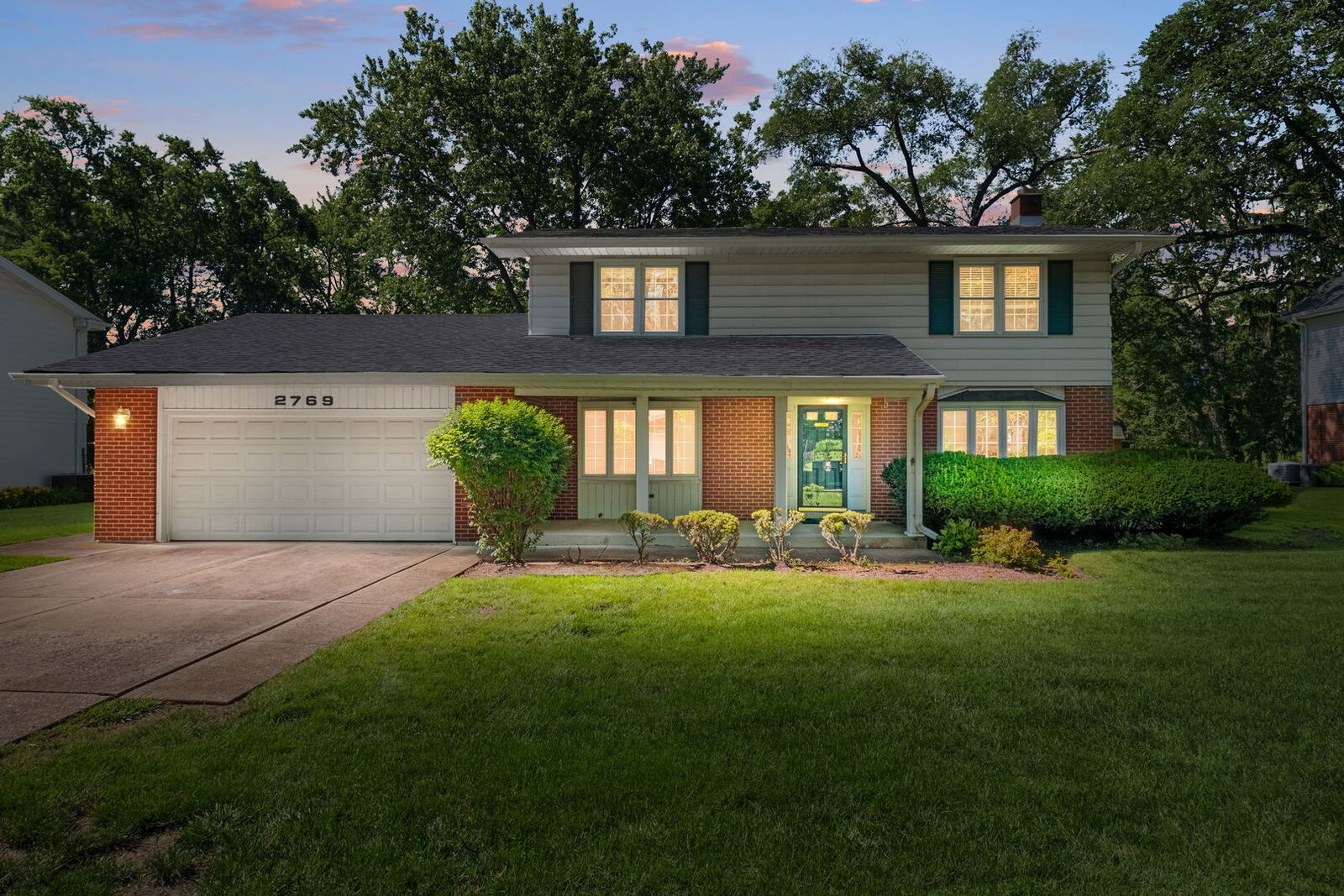 Property Photo:  2769 Shannon Road  IL 60062 