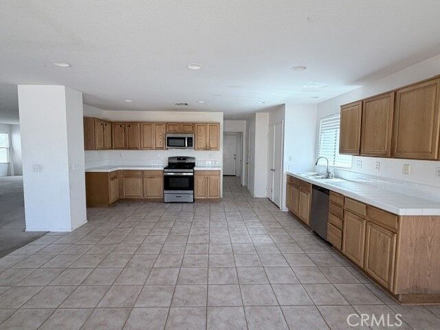 Property Photo:  5517 W Avenue L14  CA 93536 