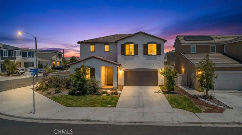 Property Photo:  15538 Hawk St  CA 92551 
