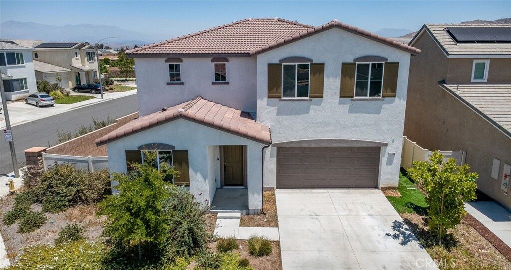 Property Photo:  15538 Hawk St  CA 92551 