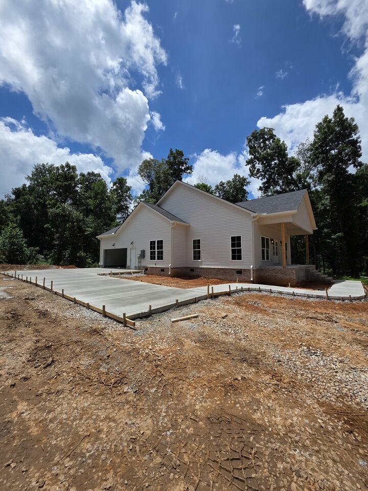 Property Photo:  6224 Asbury Rd  TN 37342 