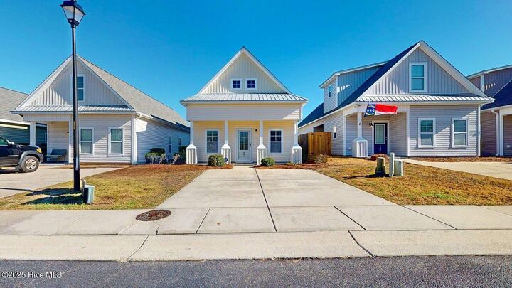 Property Photo:  847 Isle Of Palms Way  NC 28412 
