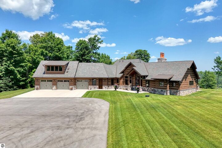 Property Photo: 3375 Crum Road MI 49616
