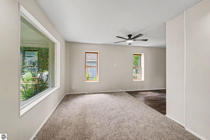 Property Photo:  1309 Rosedale Street  MI 48801 
