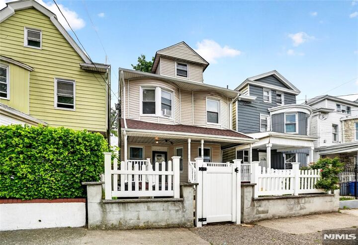 Property Photo:  630 Madison Avenue  NJ 07514 