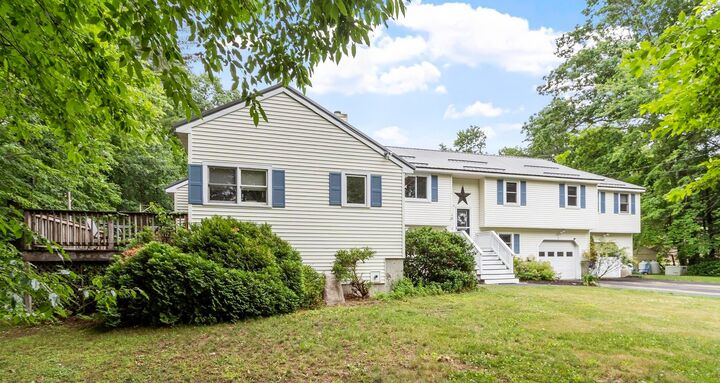 Property Photo:  113 Newton Road  NH 03865 