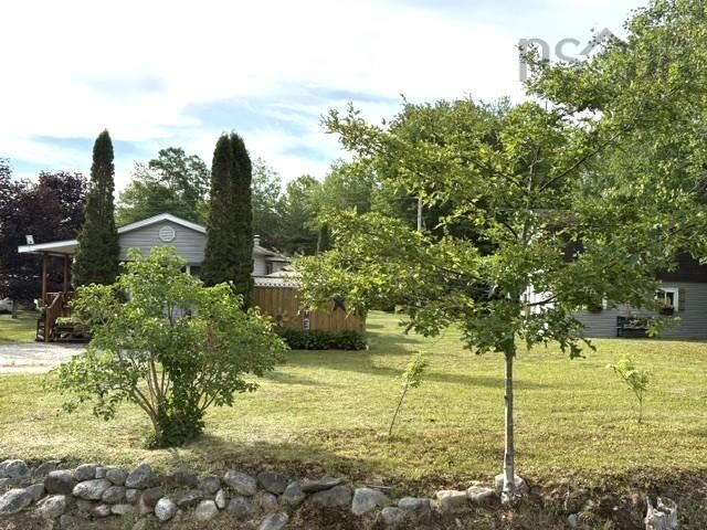 2 Marcia Lane — photo 1
