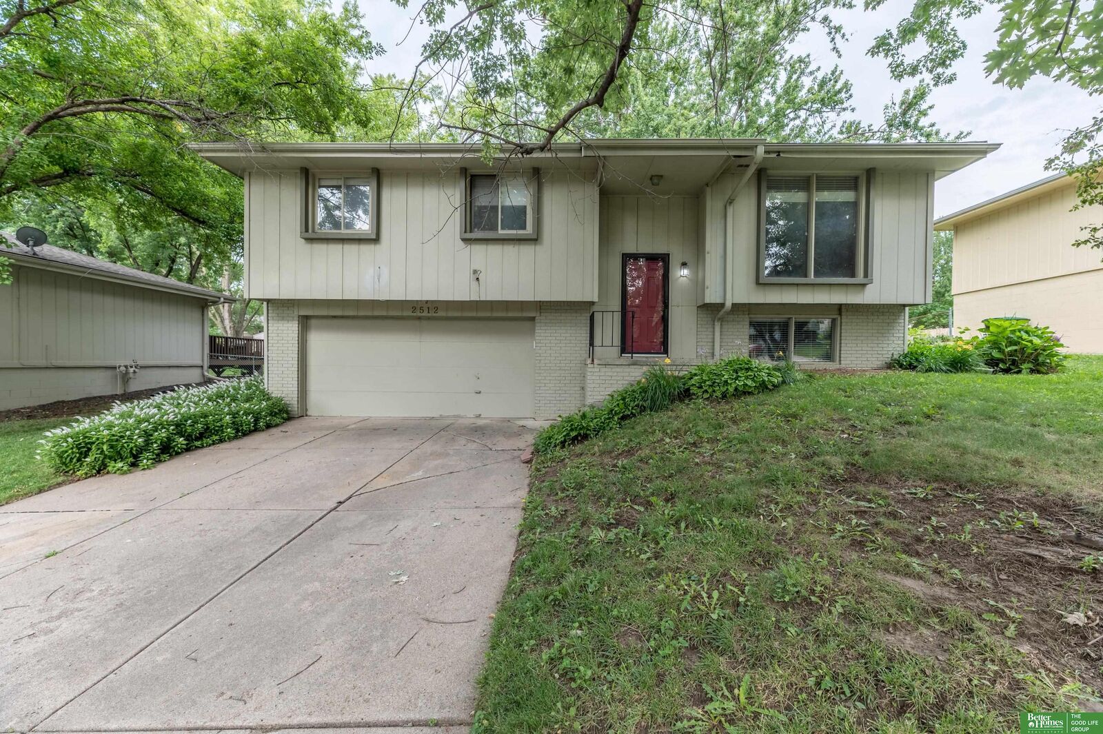 Property Photo:  2512 N 143 Street  NE 68164 