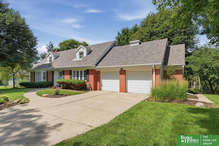 Property Photo:  2006 S 91st Street  NE 68124 