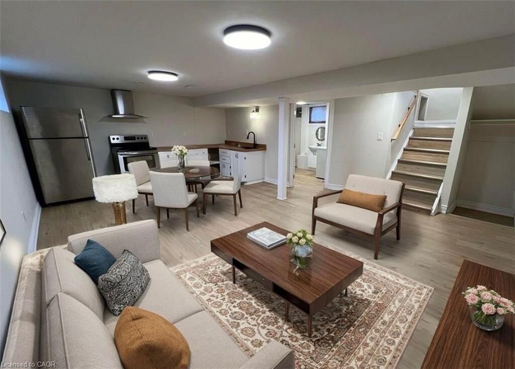Property Photo:  346 East 15th Street Lower  ON L9A 4G5 